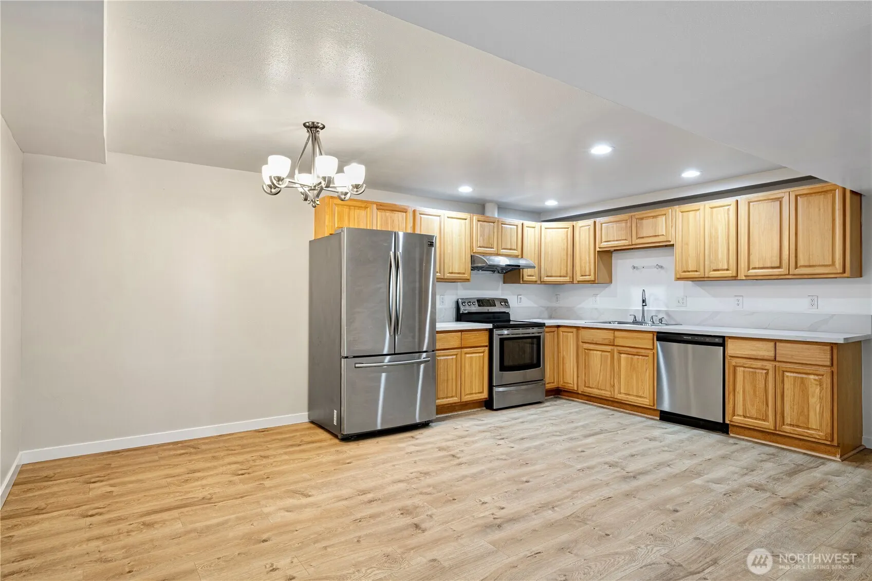 12621 SE 166th Street , Renton, WA 98058