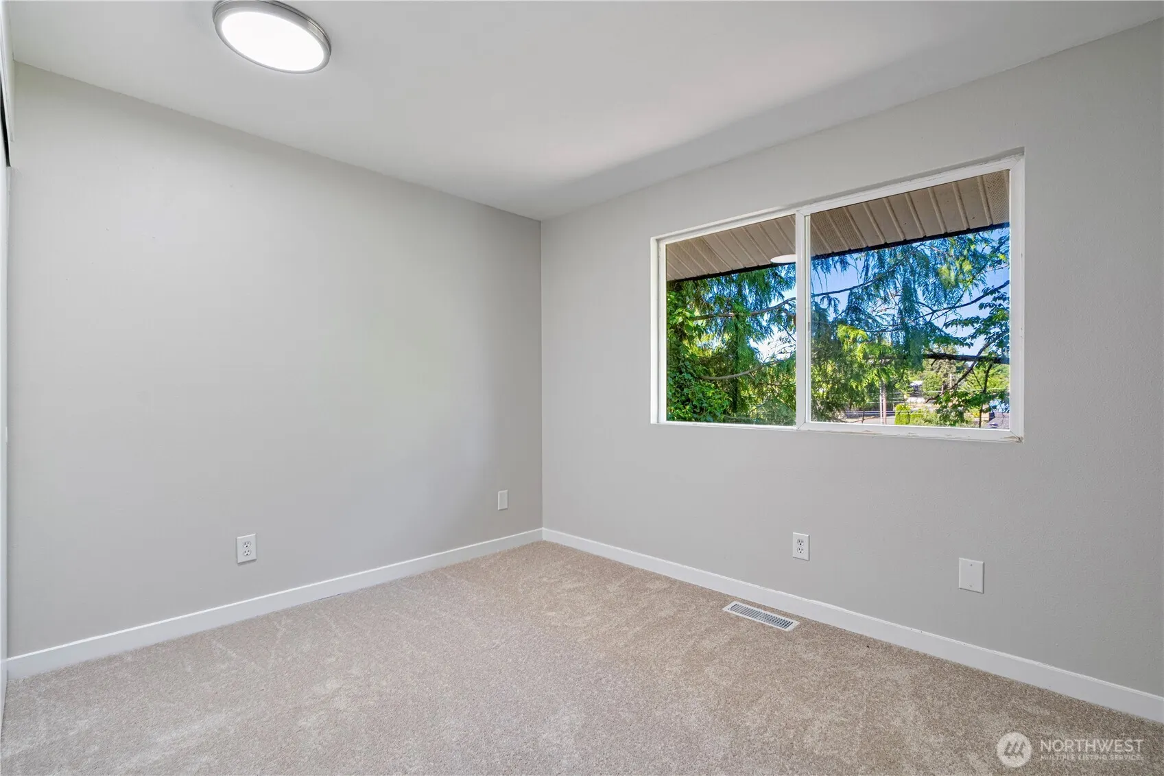 12621 SE 166th Street , Renton, WA 98058