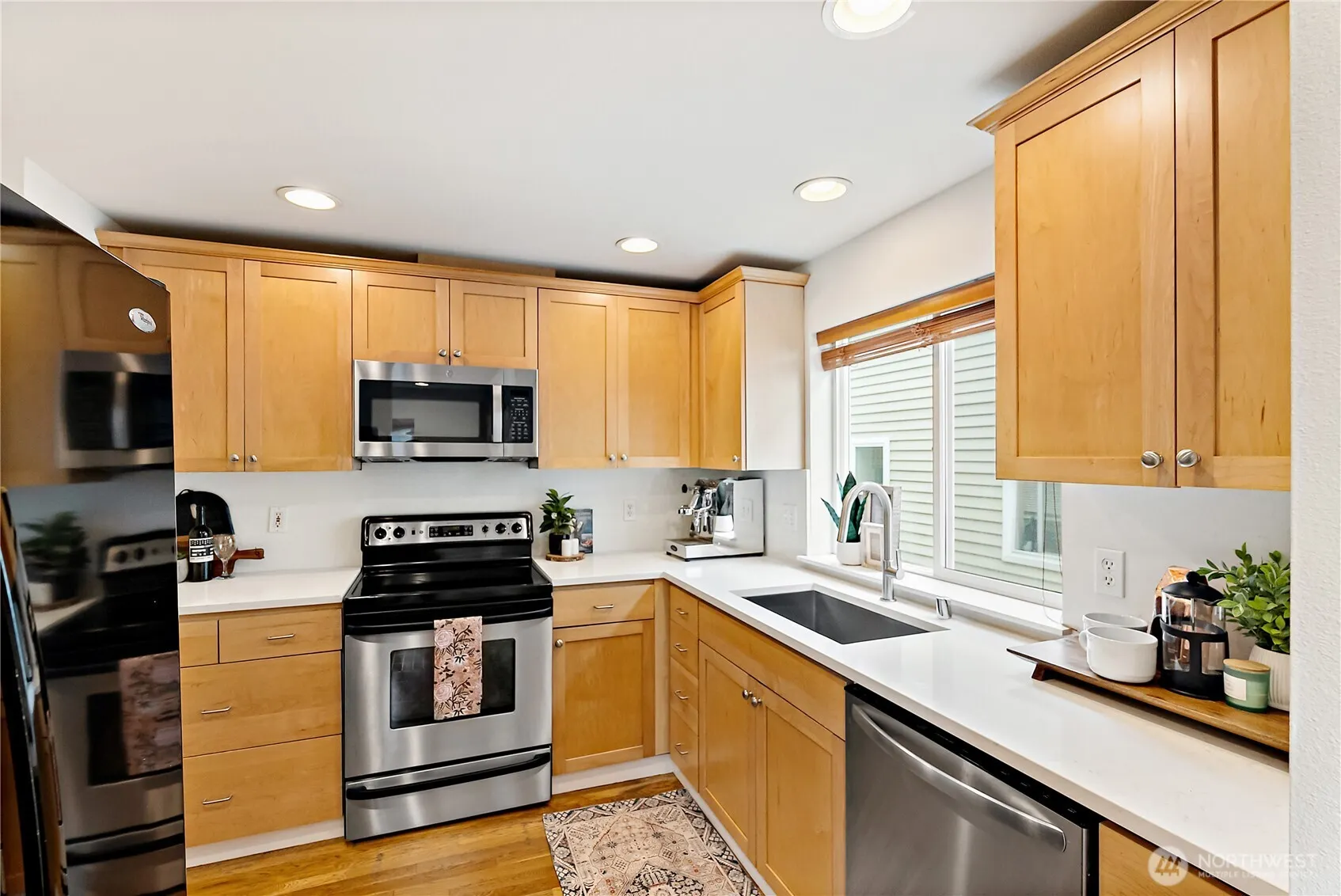 9239 Ashworth Avenue N #B, Seattle, WA 98103