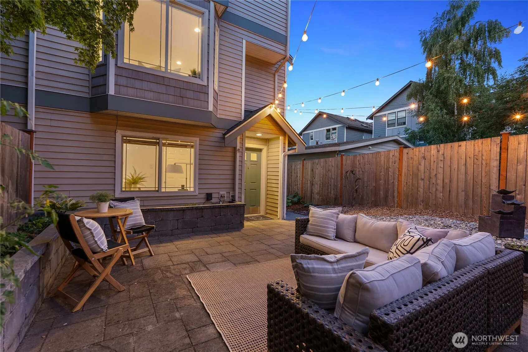 9239 Ashworth Avenue N #B, Seattle, WA 98103