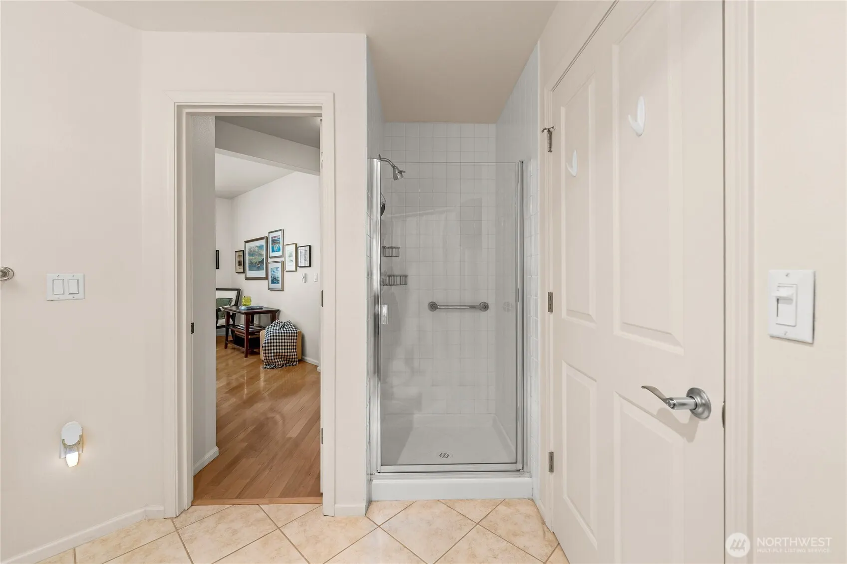 2244 SE 132nd Avenue #B217, Bellevue, WA 98005