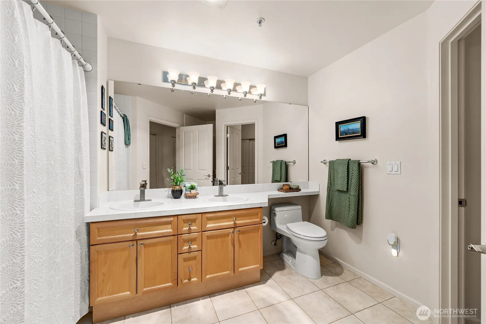 2244 SE 132nd Avenue #B217, Bellevue, WA 98005