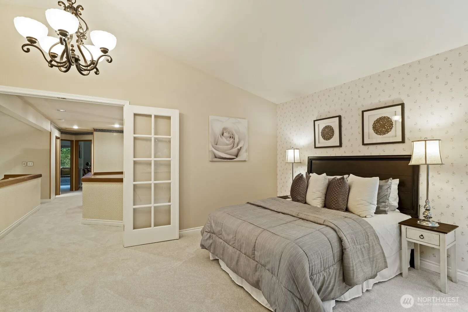 20410 Hollyhills Drive NE, Bothell, WA 98011