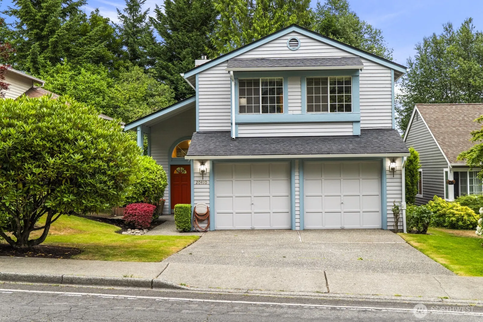 20410 Hollyhills Drive NE, Bothell, WA 98011