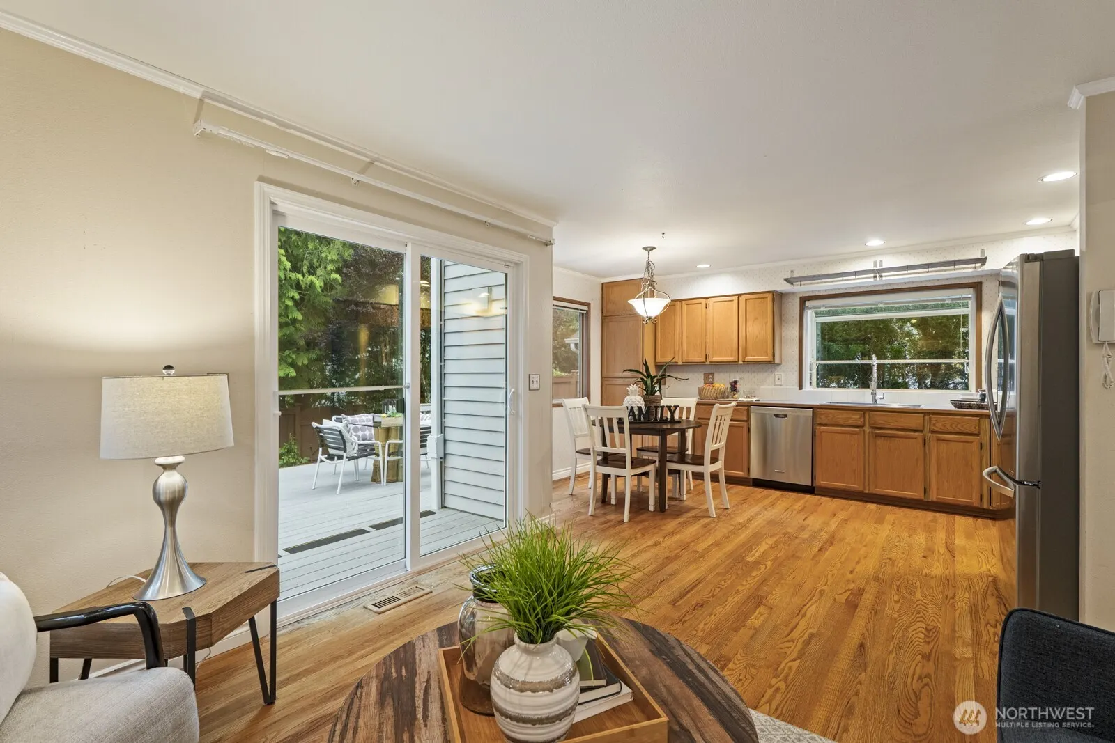 20410 Hollyhills Drive NE, Bothell, WA 98011
