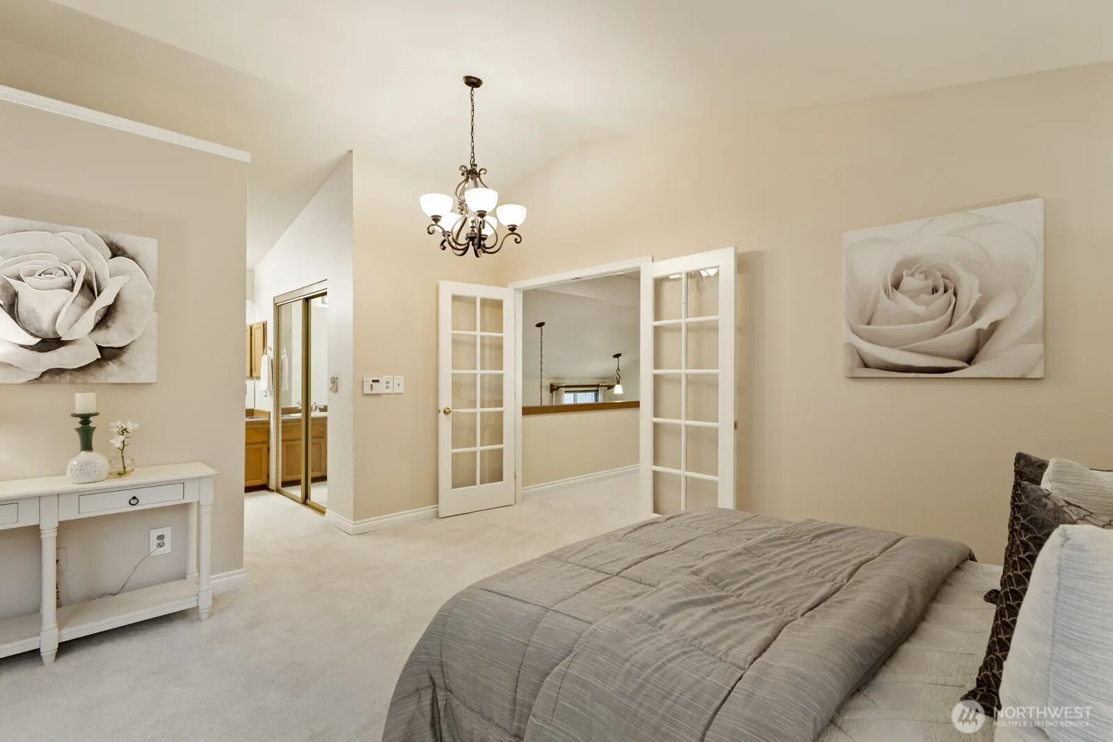 20410 Hollyhills Drive NE, Bothell, WA 98011