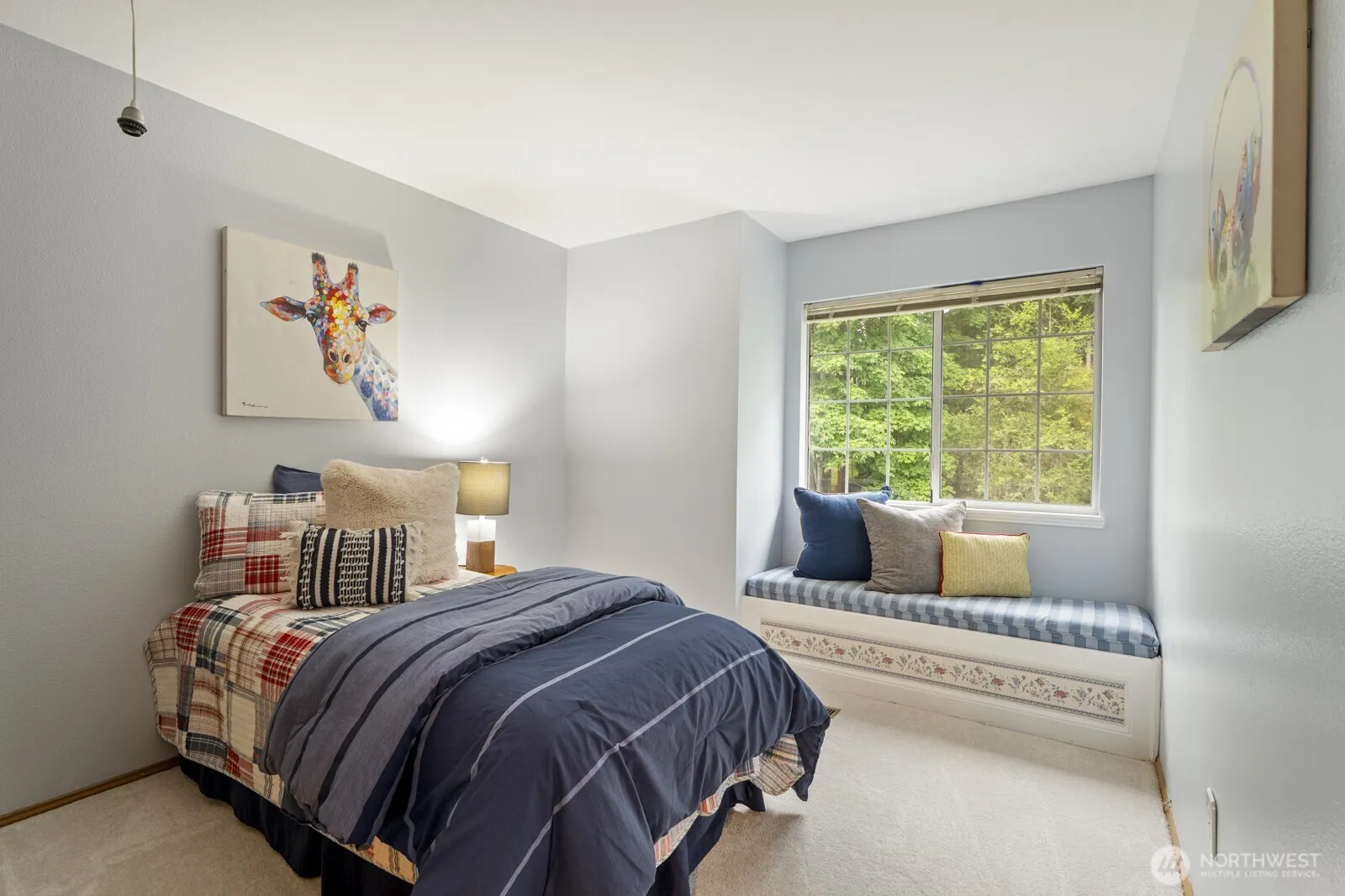 20410 Hollyhills Drive NE, Bothell, WA 98011