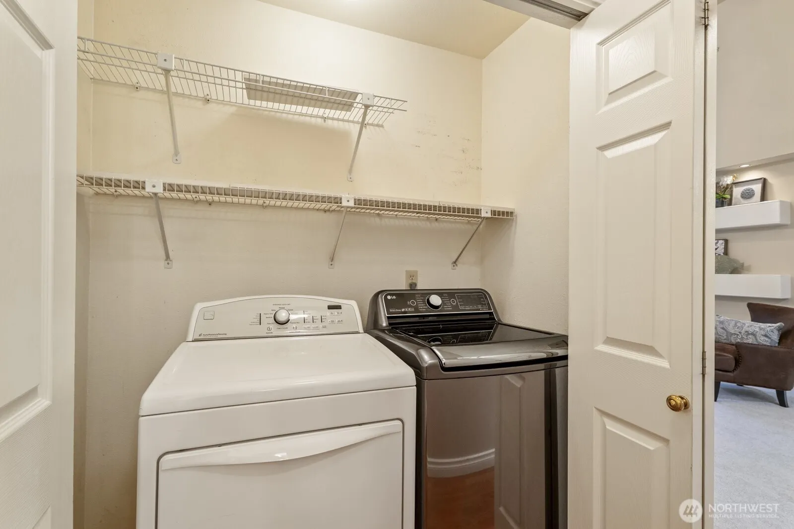 20410 Hollyhills Drive NE, Bothell, WA 98011
