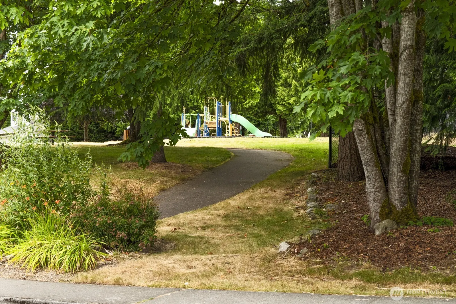 20410 Hollyhills Drive NE, Bothell, WA 98011
