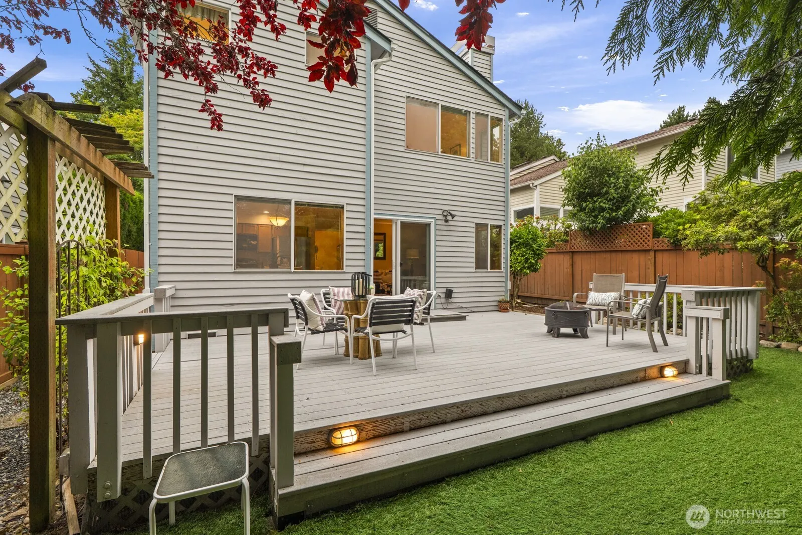 20410 Hollyhills Drive NE, Bothell, WA 98011
