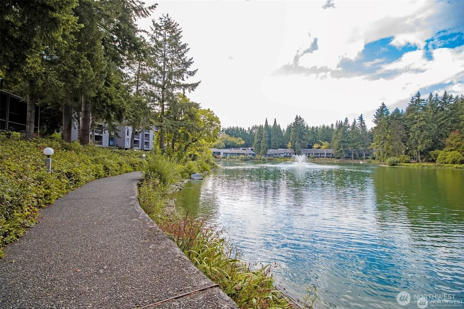13838 NE 60th Street #165, Redmond, WA 98052