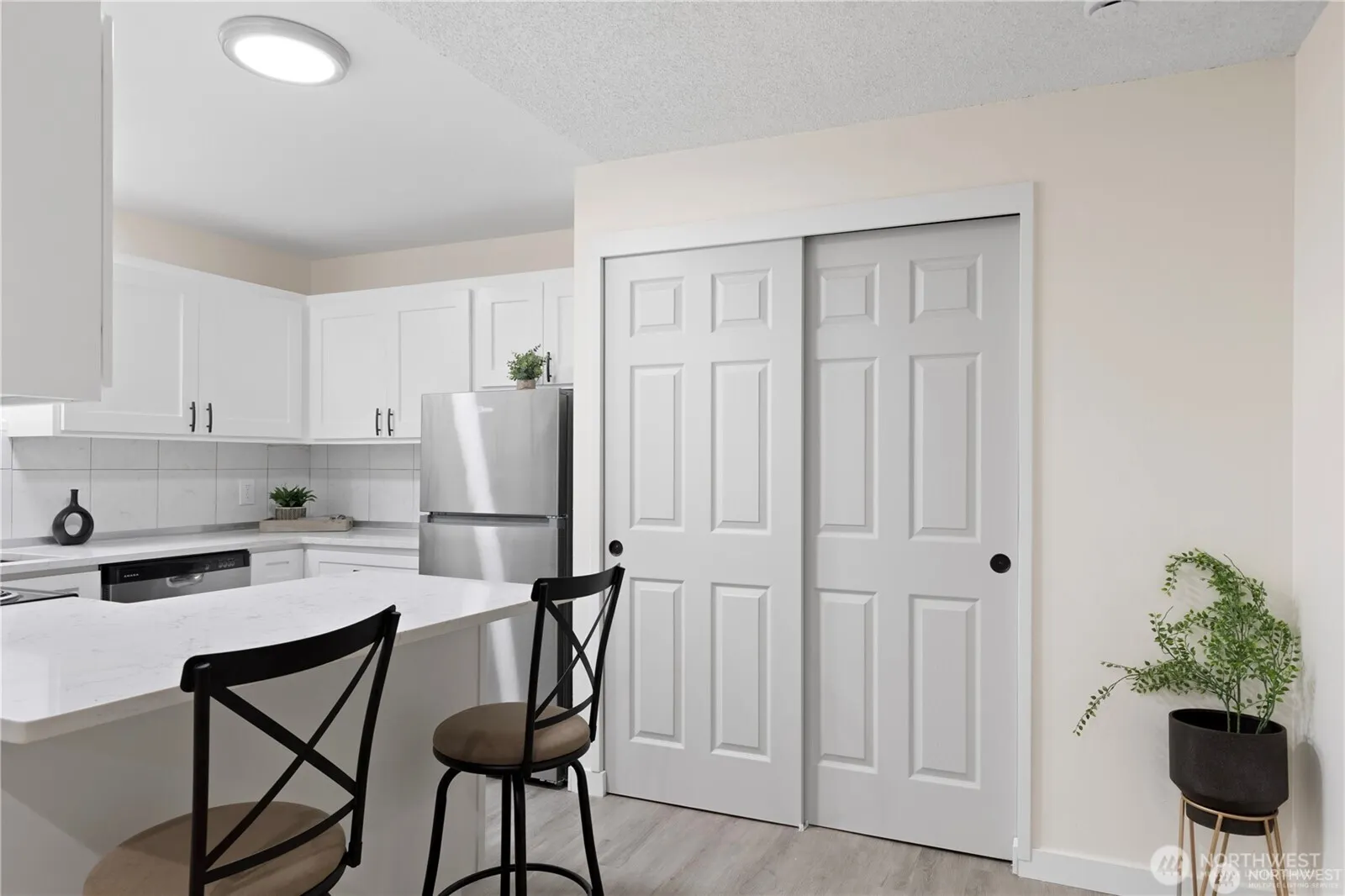 13838 NE 60th Street #165, Redmond, WA 98052