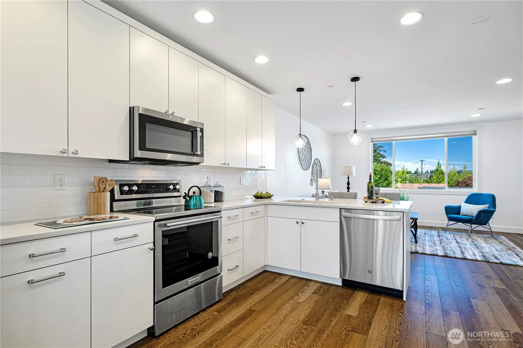 16030 Meadow Road #B3, Lynnwood, WA 98087