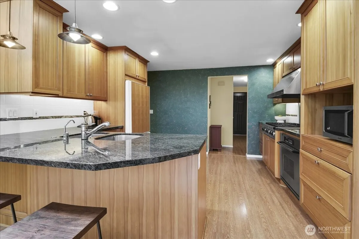 15717 22nd Court SE, Mill Creek, WA 98012