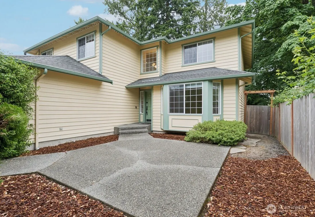 17229 12th Place W, Lynnwood, WA 98037-8221