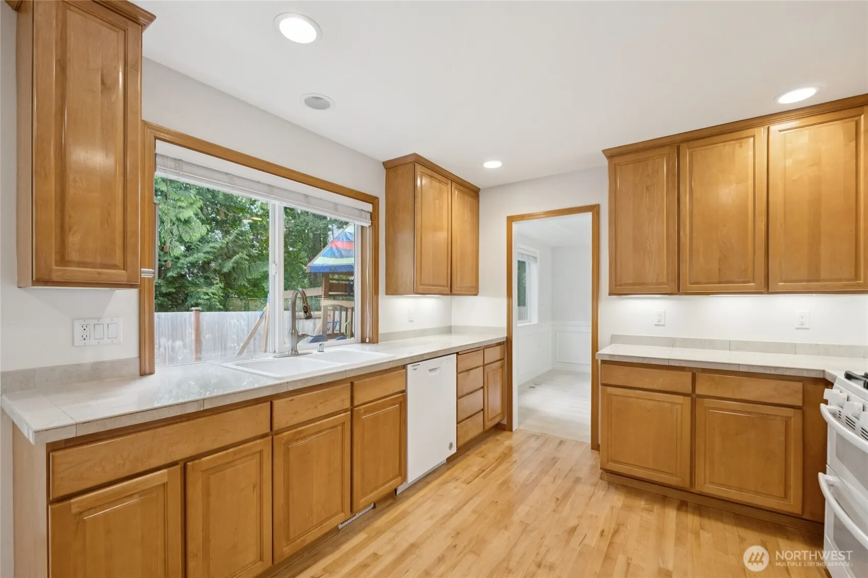 17229 12th Place W, Lynnwood, WA 98037-8221
