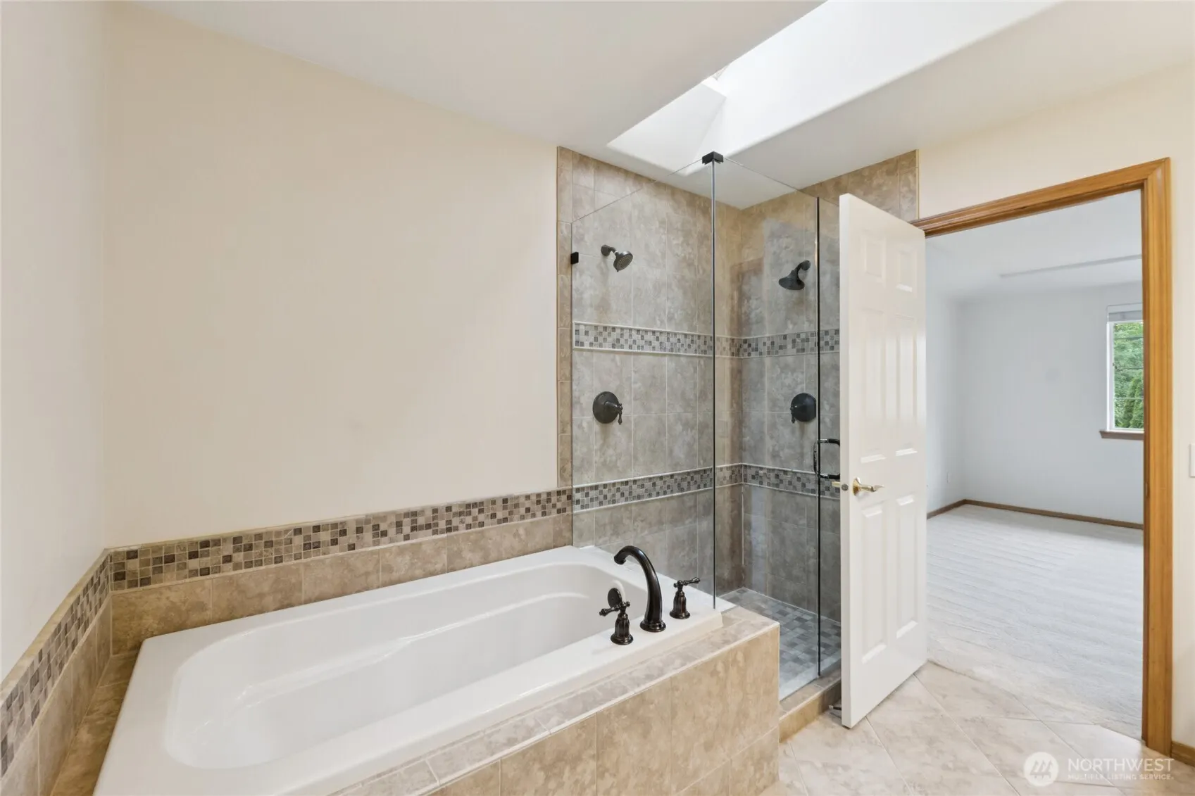 17229 12th Place W, Lynnwood, WA 98037-8221