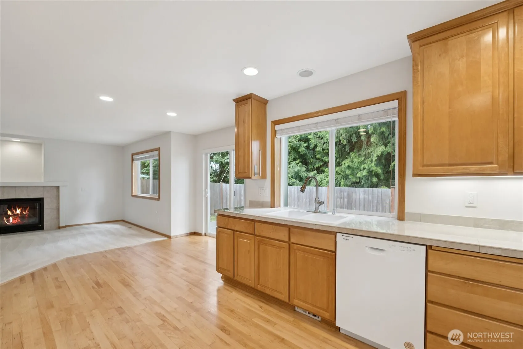 17229 12th Place W, Lynnwood, WA 98037-8221