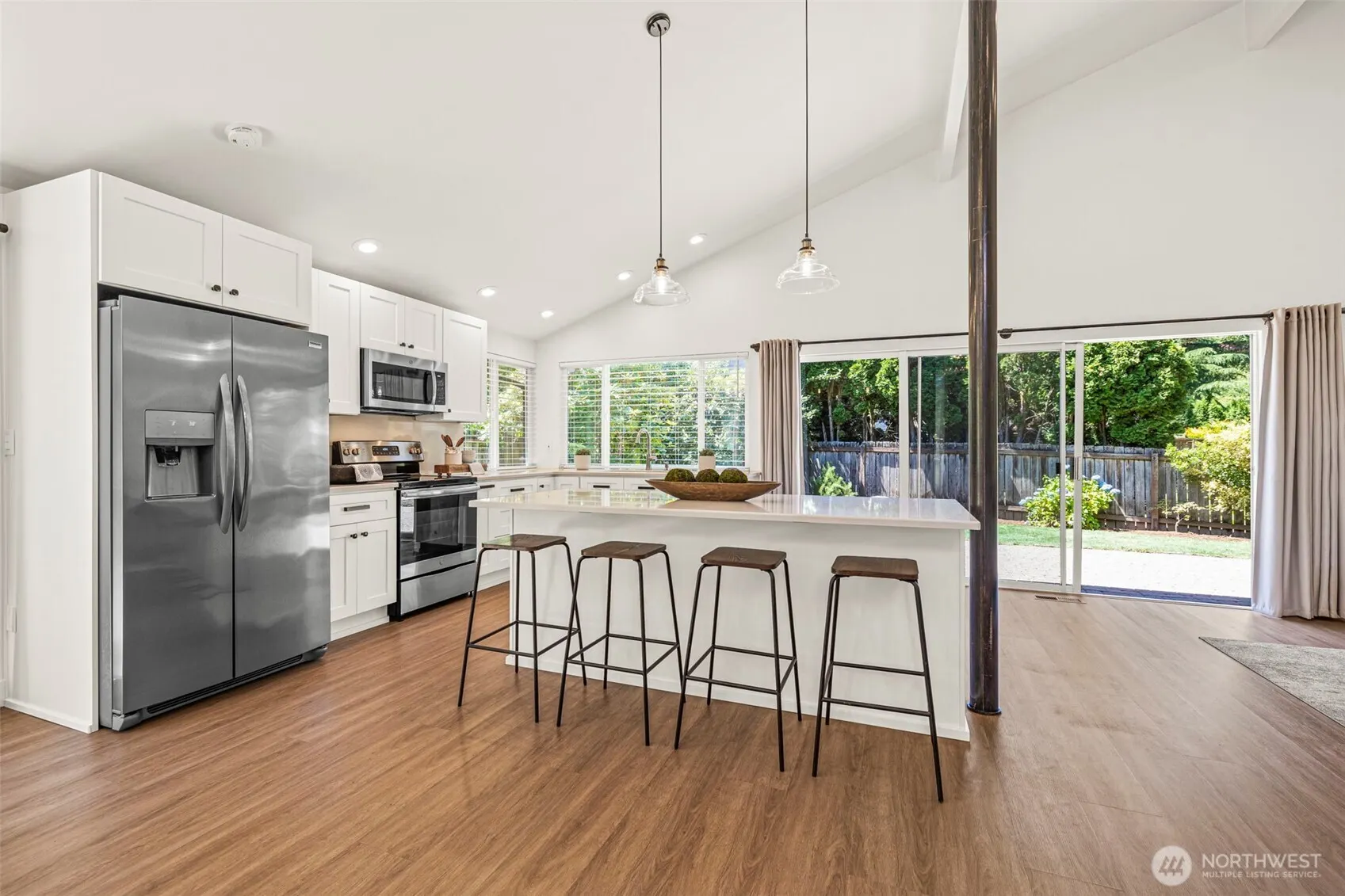 6401 146th Avenue NE, Redmond, WA 98052