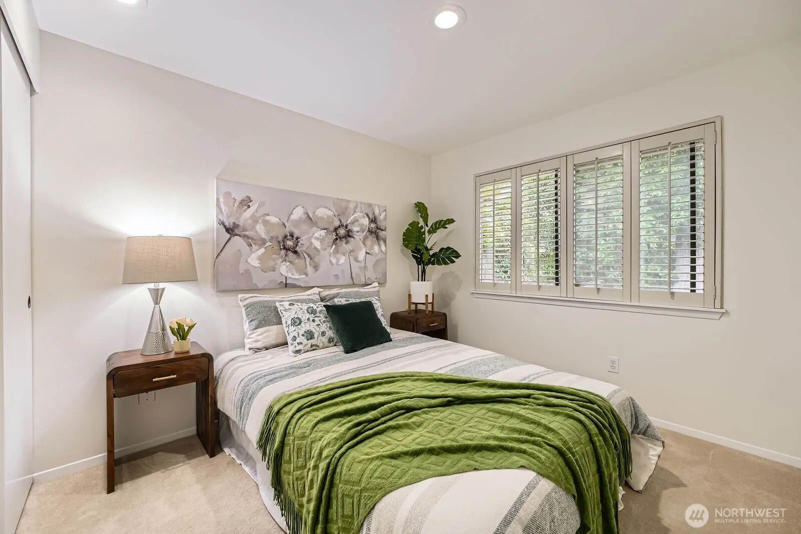16142 SE 33rd Lane Unit #1001 , Bellevue, WA 98008