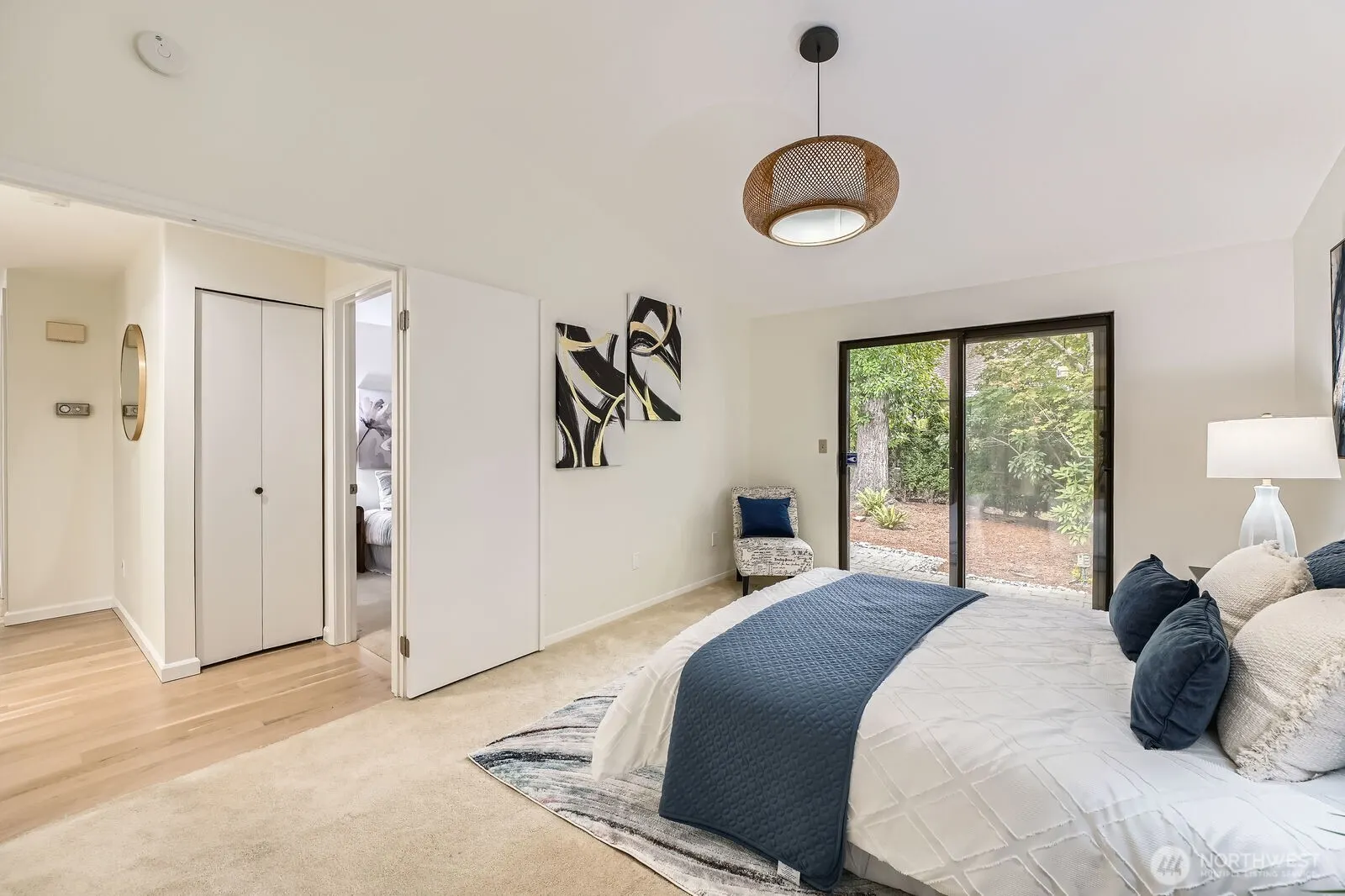 16142 SE 33rd Lane Unit #1001 , Bellevue, WA 98008