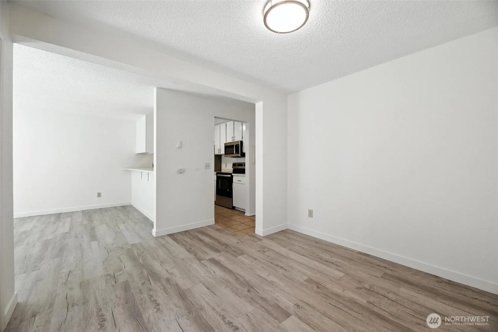 4404 146th Place NE #N16, Bellevue, WA 98007