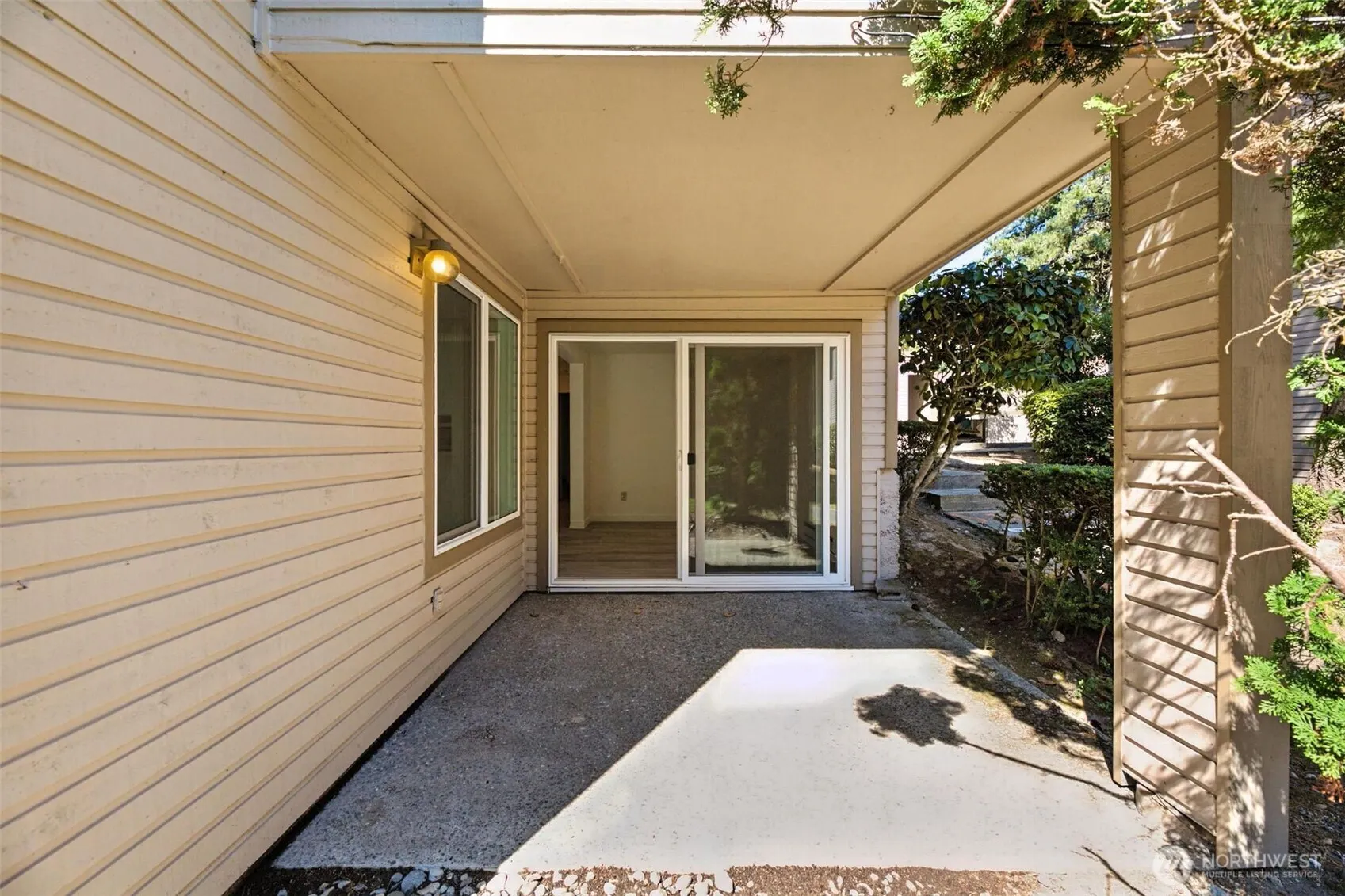 4404 146th Place NE #N16, Bellevue, WA 98007