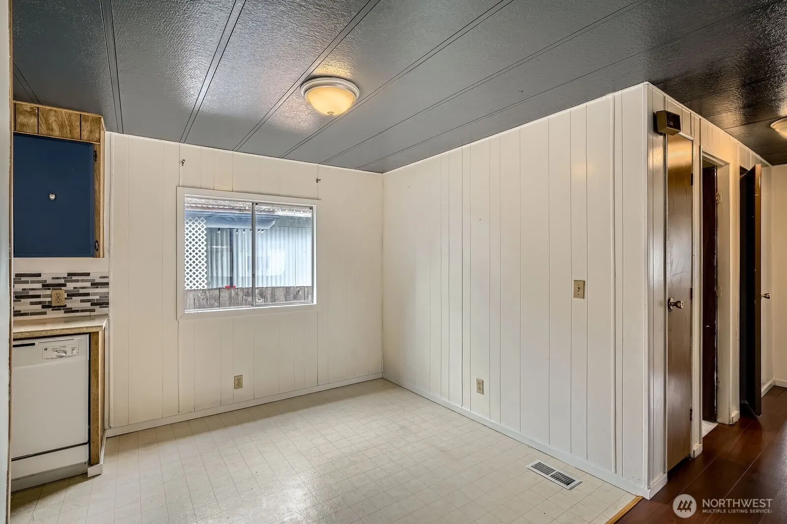 22608 112th Avenue SE, Kent, WA 98031
