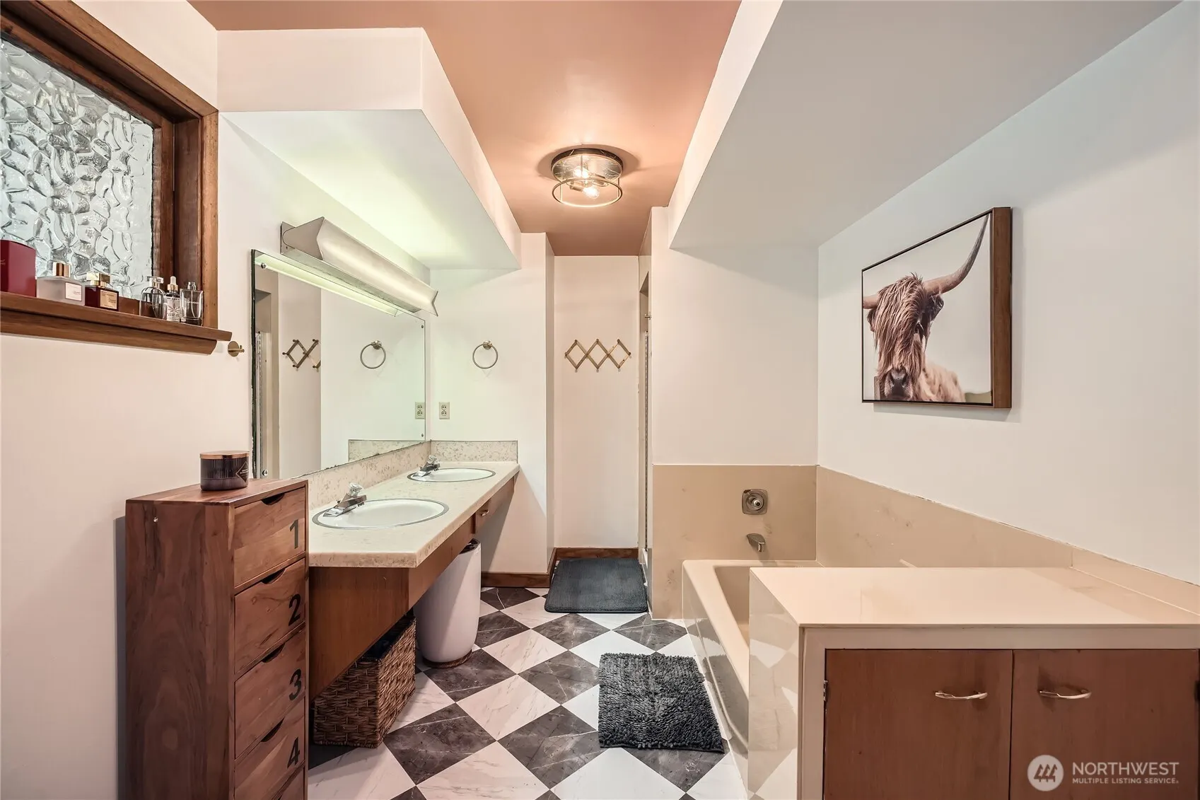 616 E Guiberson Street , Kent, WA 98030