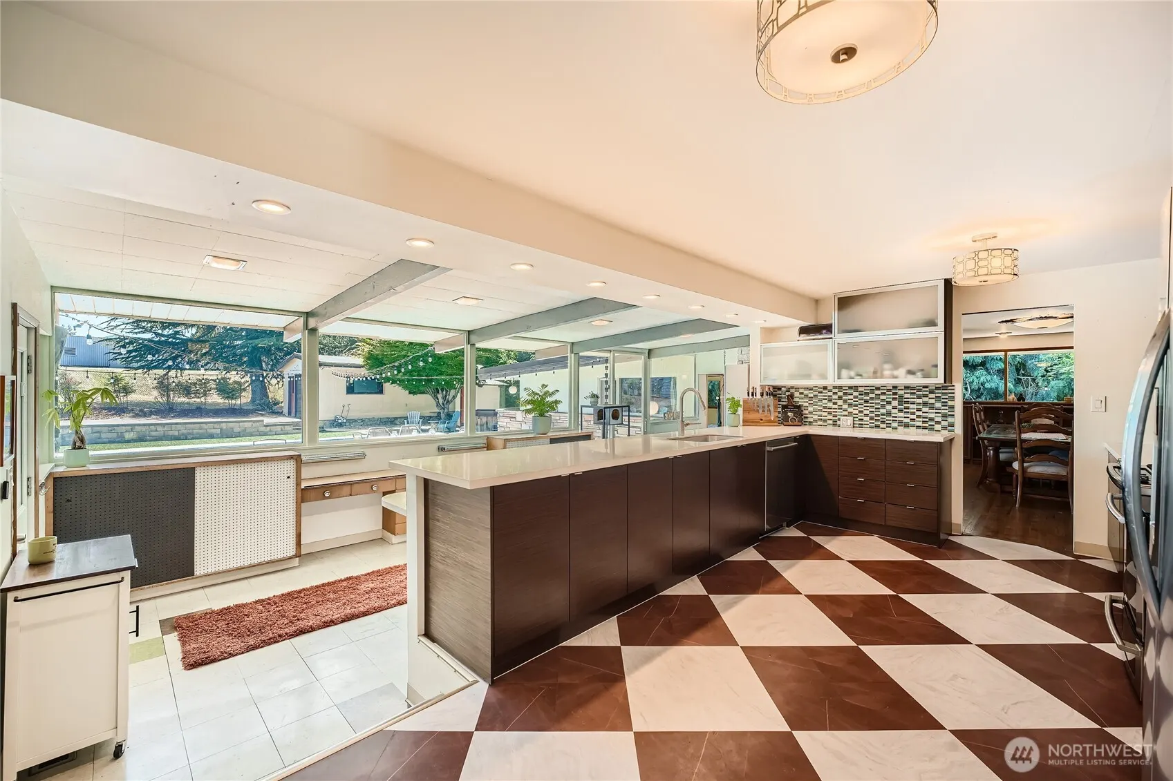 616 E Guiberson Street , Kent, WA 98030