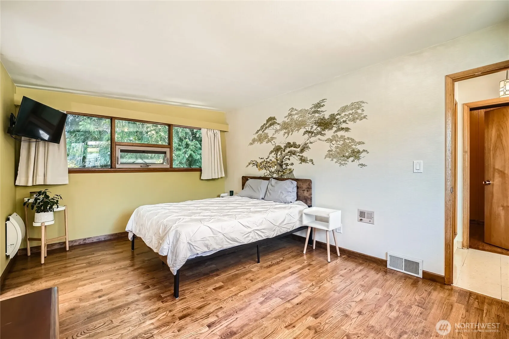 616 E Guiberson Street , Kent, WA 98030