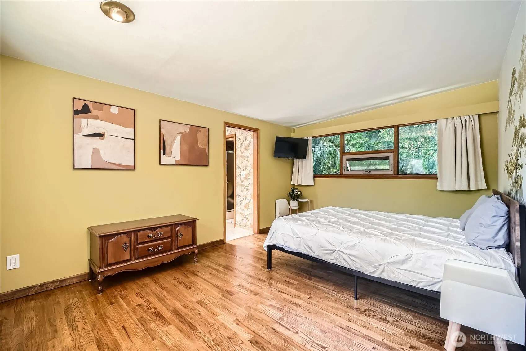 616 E Guiberson Street , Kent, WA 98030
