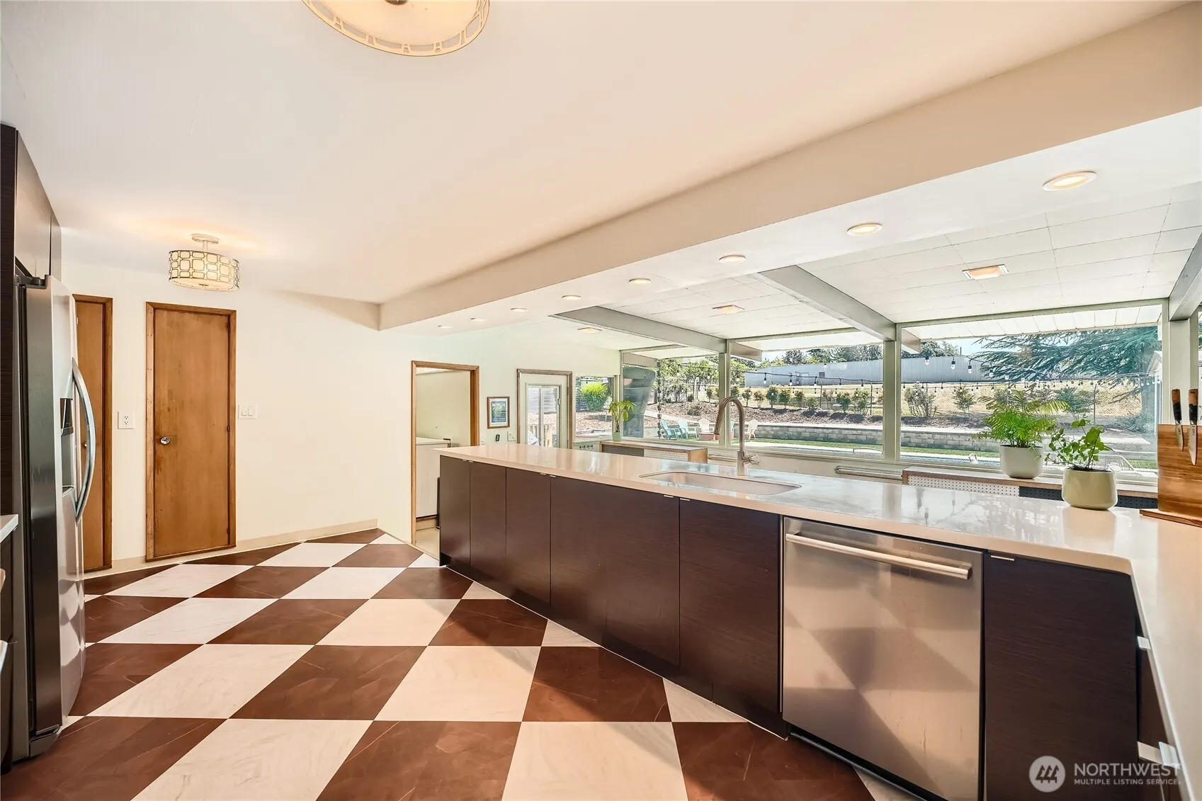616 E Guiberson Street , Kent, WA 98030