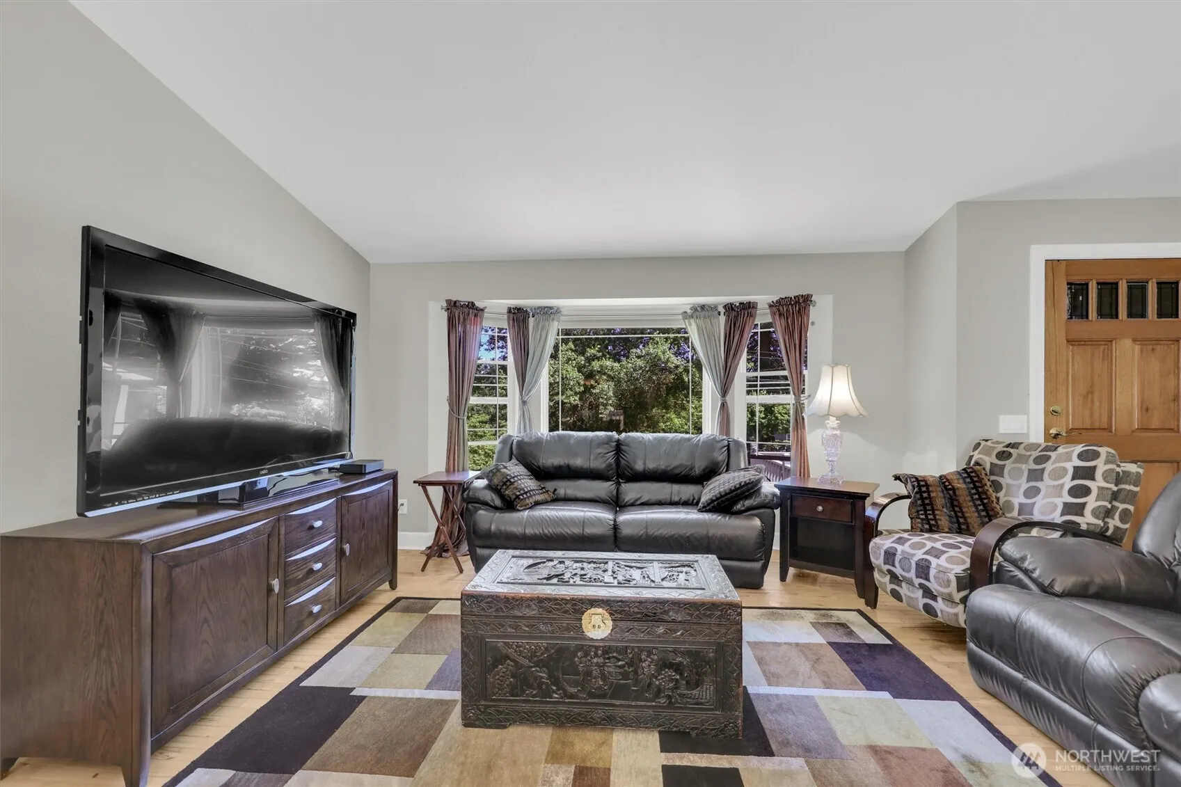 18803 156th Ave NE, Woodinville, WA 98072