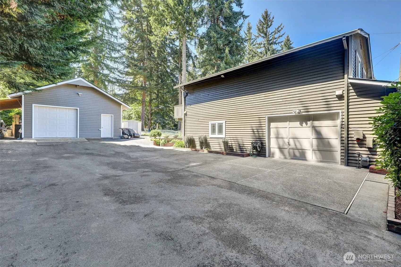 18803 156th Ave NE, Woodinville, WA 98072