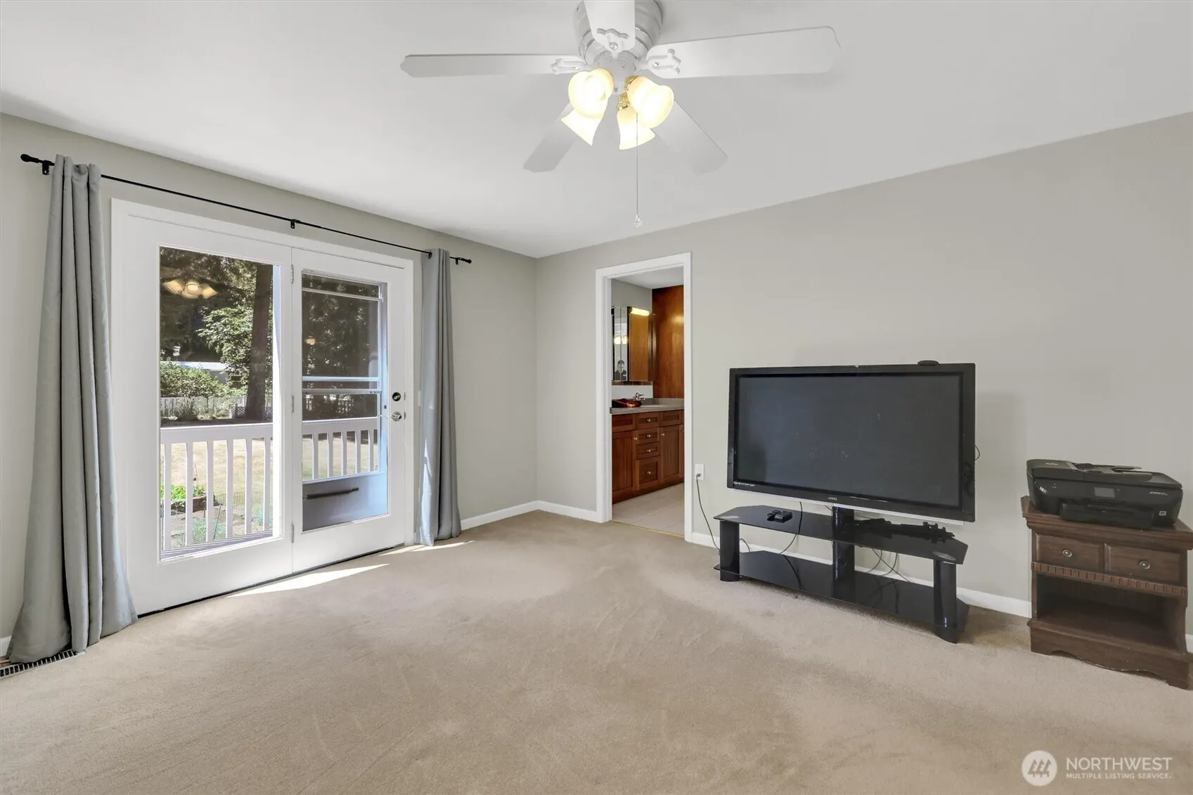 18803 156th Ave NE, Woodinville, WA 98072
