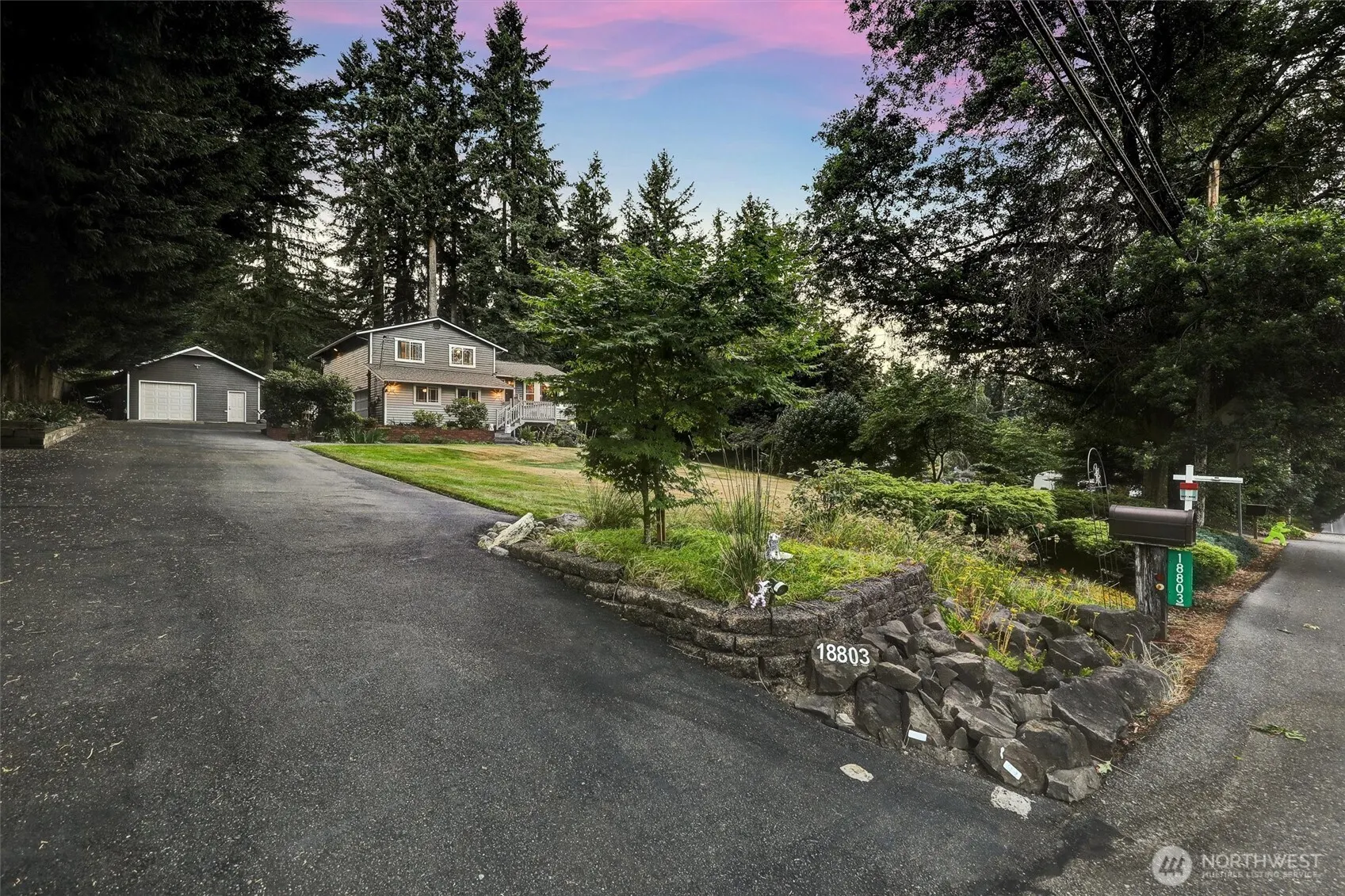 18803 156th Ave NE, Woodinville, WA 98072