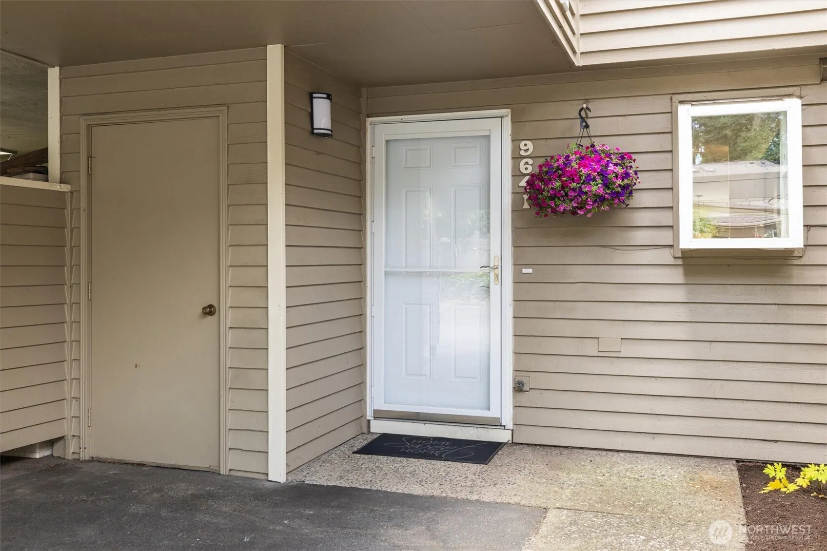9641 NE 121st Lane , Kirkland, WA 98034