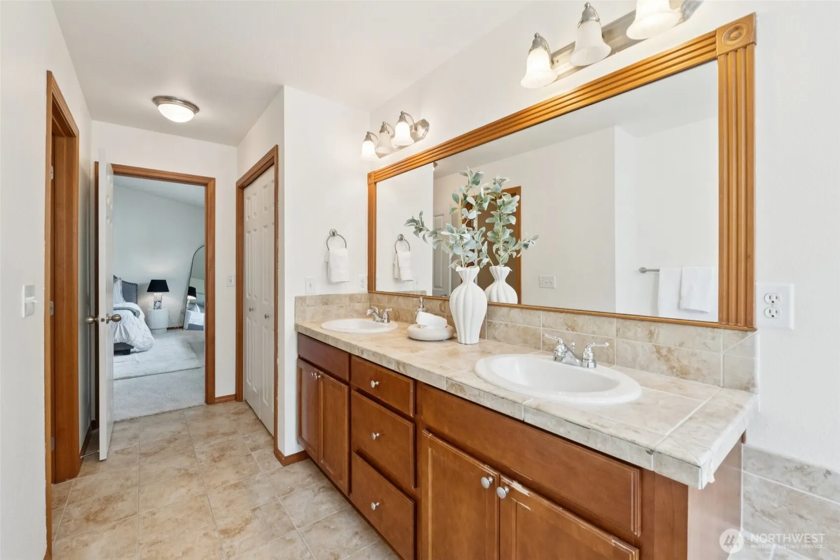 18231 2nd Place W #A, Bothell, WA 98012