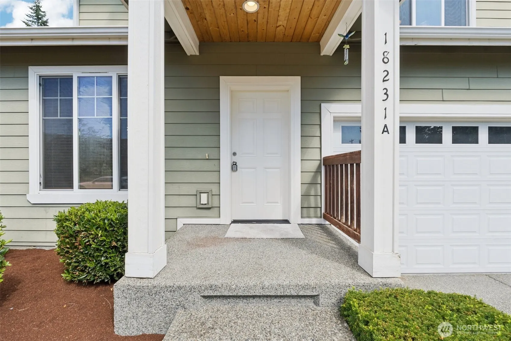 18231 2nd Place W #A, Bothell, WA 98012
