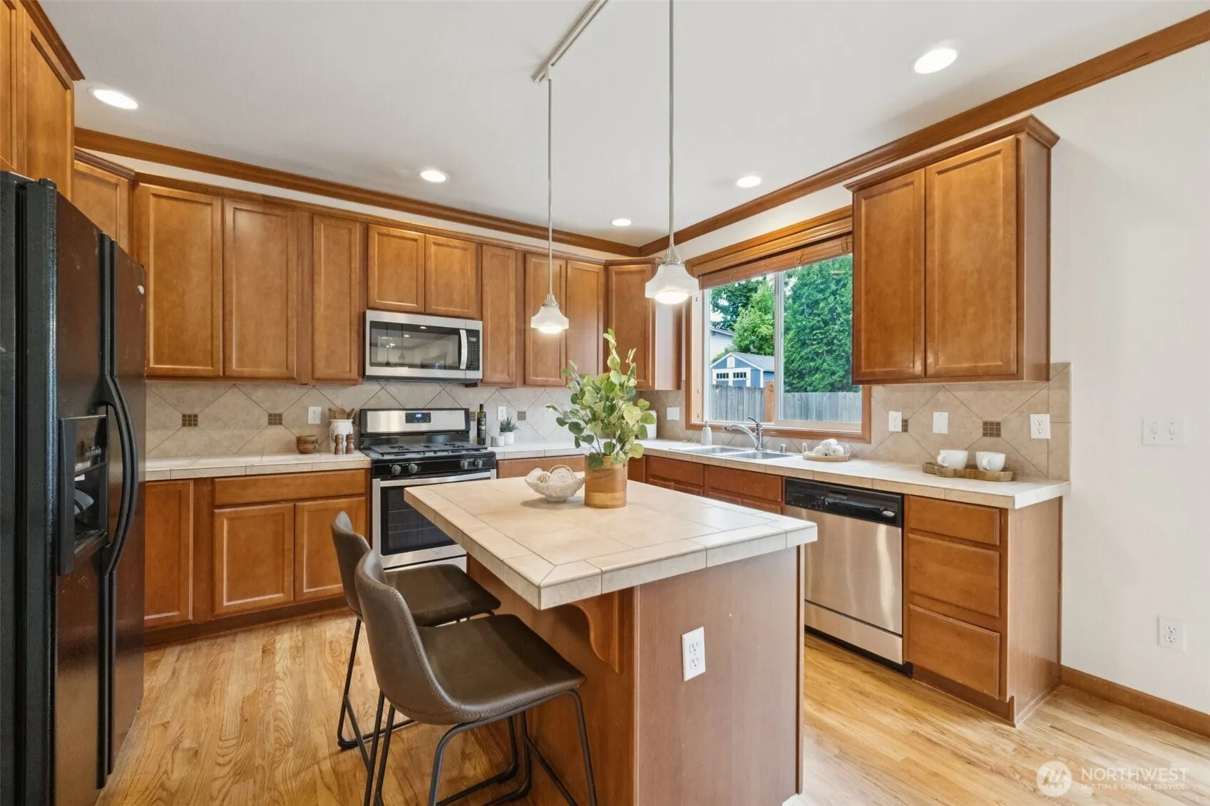18231 2nd Place W #A, Bothell, WA 98012