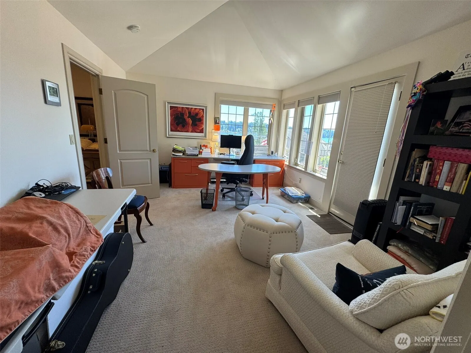 8479 NE Woodland Cove Drive , Kirkland, WA 98034