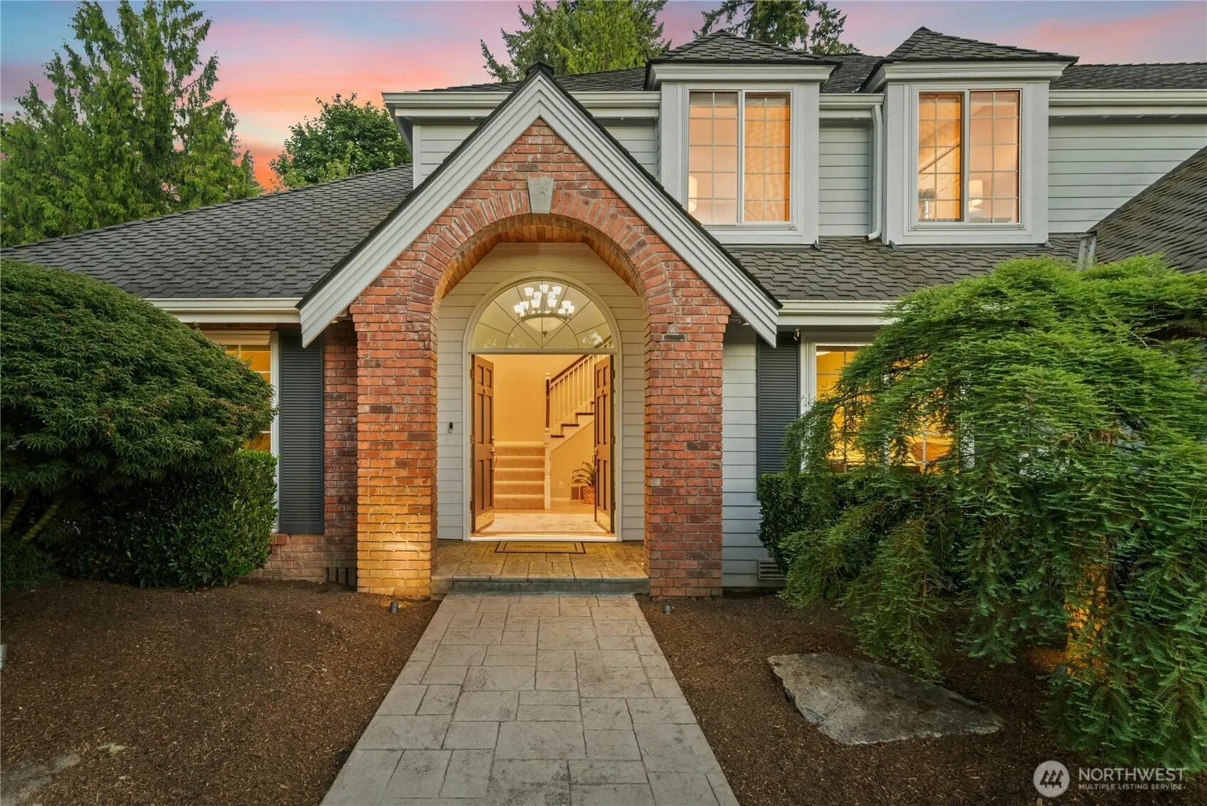 26007 NE 27th Drive , Redmond, WA 98053