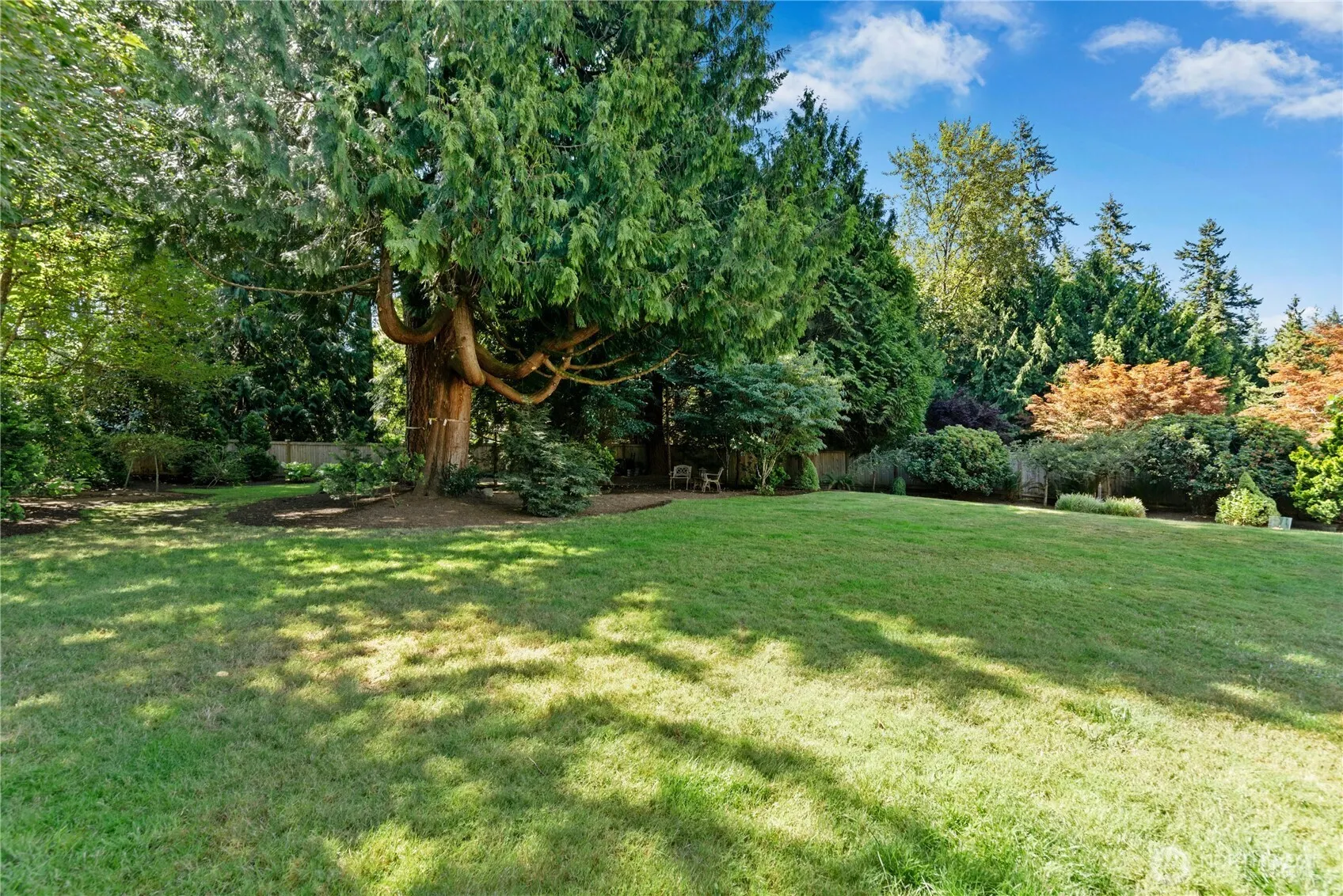 26007 NE 27th Drive , Redmond, WA 98053
