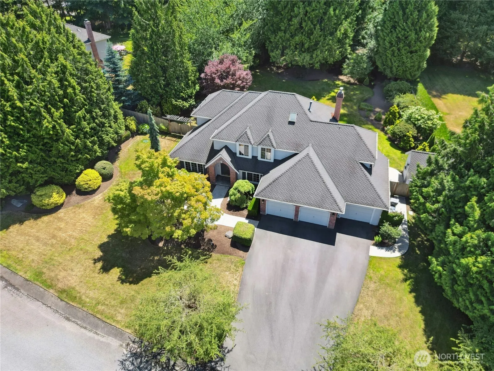 26007 NE 27th Drive , Redmond, WA 98053