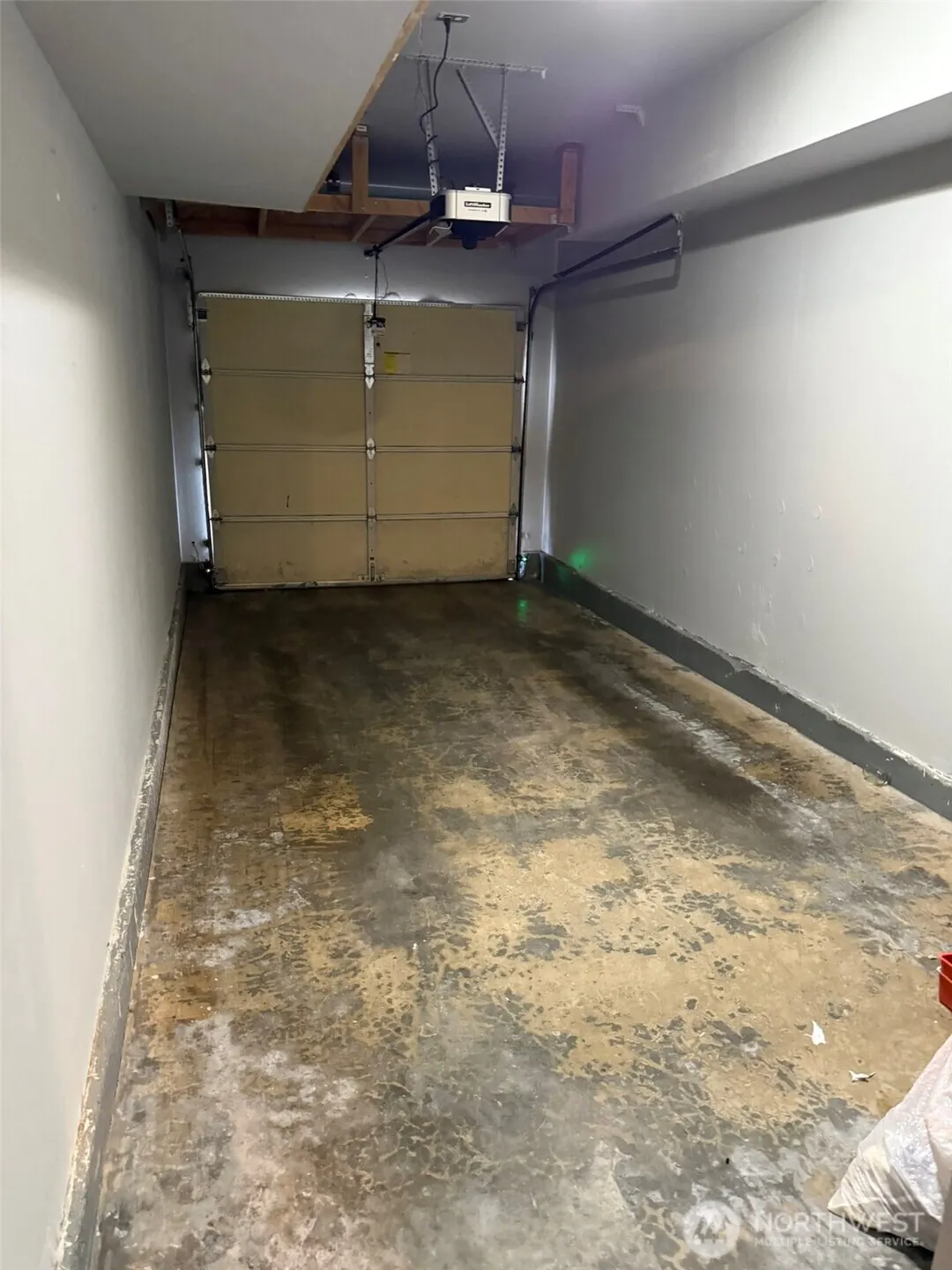 4207 S 223rd Street #104, Kent, WA 98032