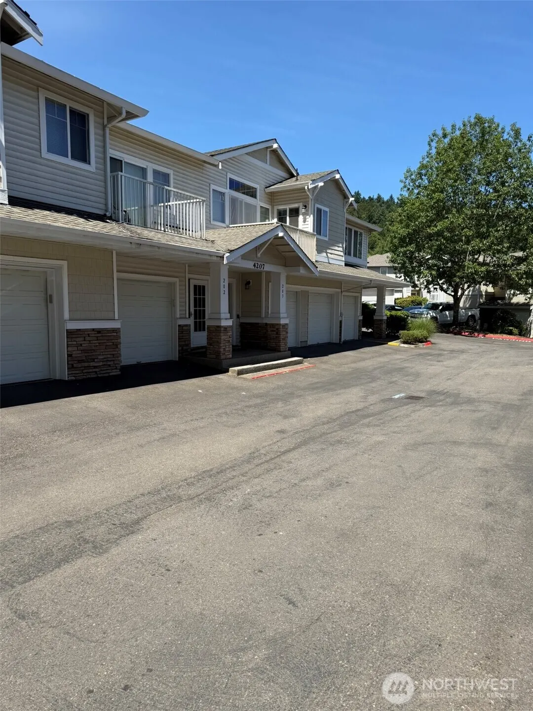 4207 S 223rd Street #104, Kent, WA 98032