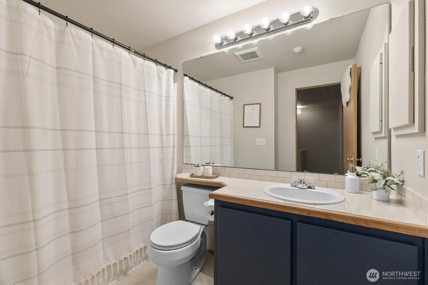 5010 168th Street #C, Lynnwood, WA 98037-6847