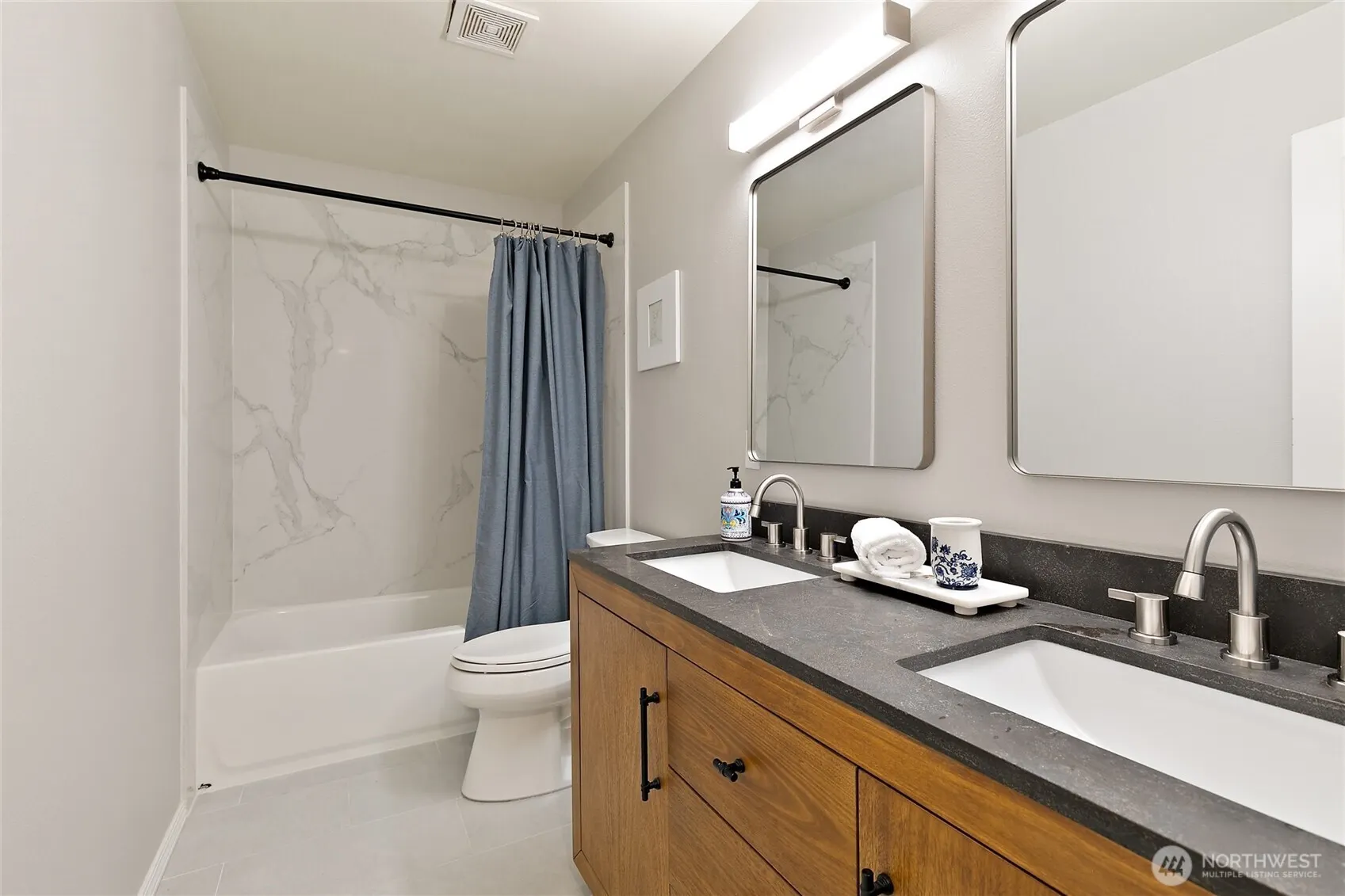 20119 208th Avenue SE, Renton, WA 98058
