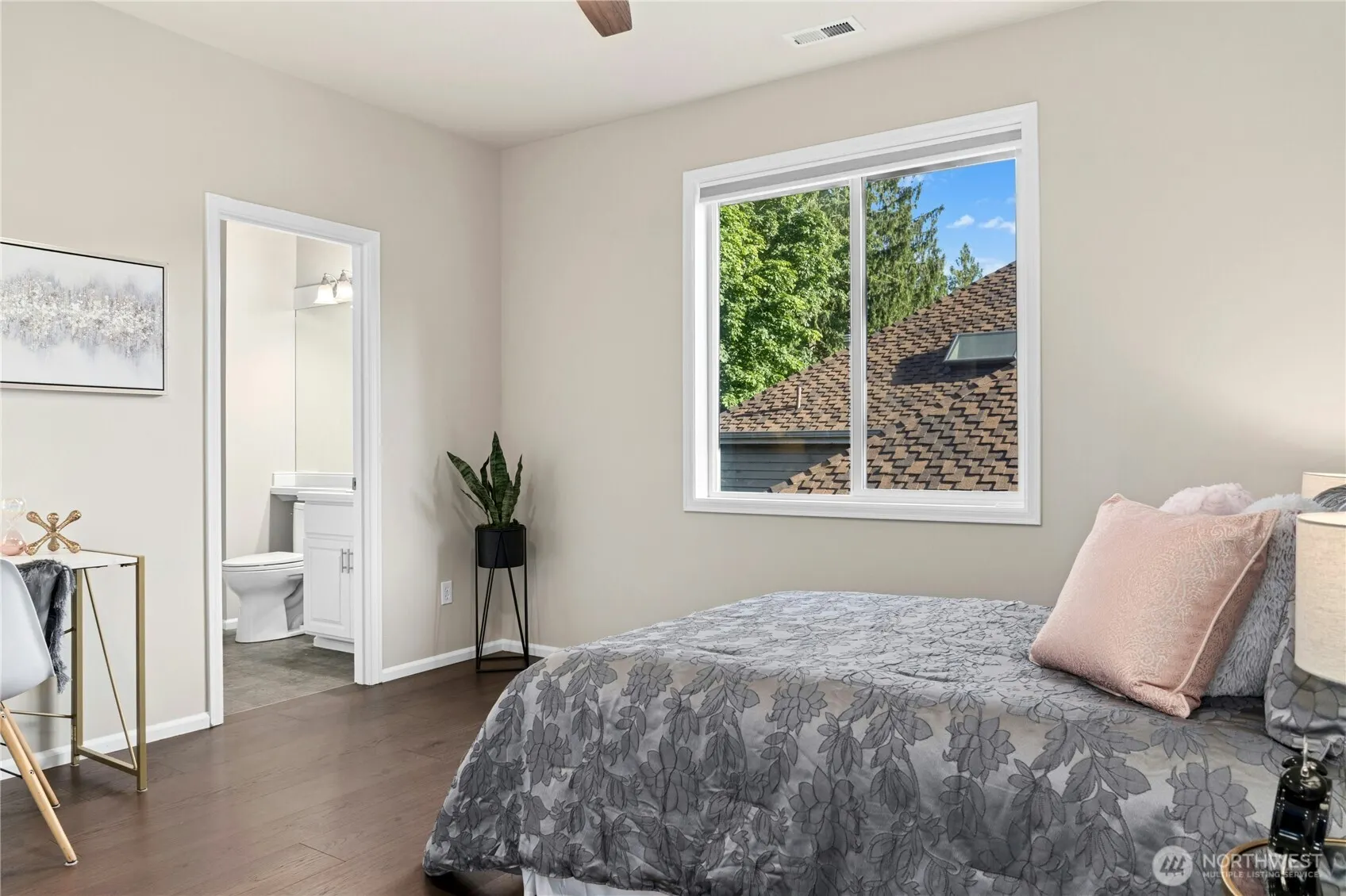 4102 194th Place NE, Sammamish, WA 98074